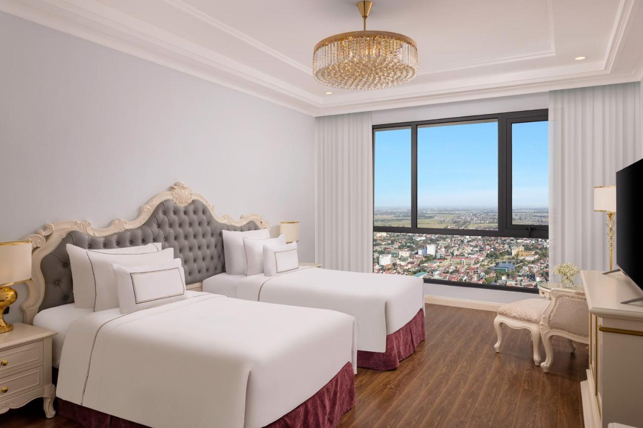 Hotel Melia Vinpearl Phu Ly Extérieur photo