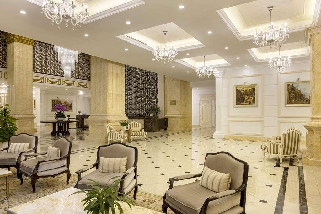Hotel Melia Vinpearl Phu Ly Restaurant photo